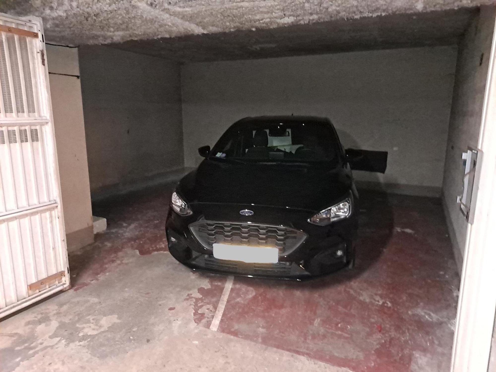 Apartment Sous Les Etoiles - Dans Gratte-ciel Avec Garage Prive *